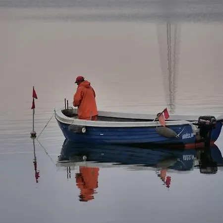 Botel Hausboot In Am Bodden